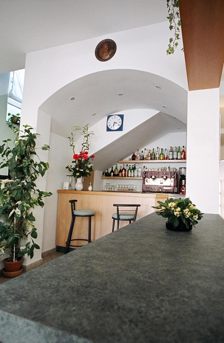 Hotel Trinidad Rimini Zewnętrze zdjęcie