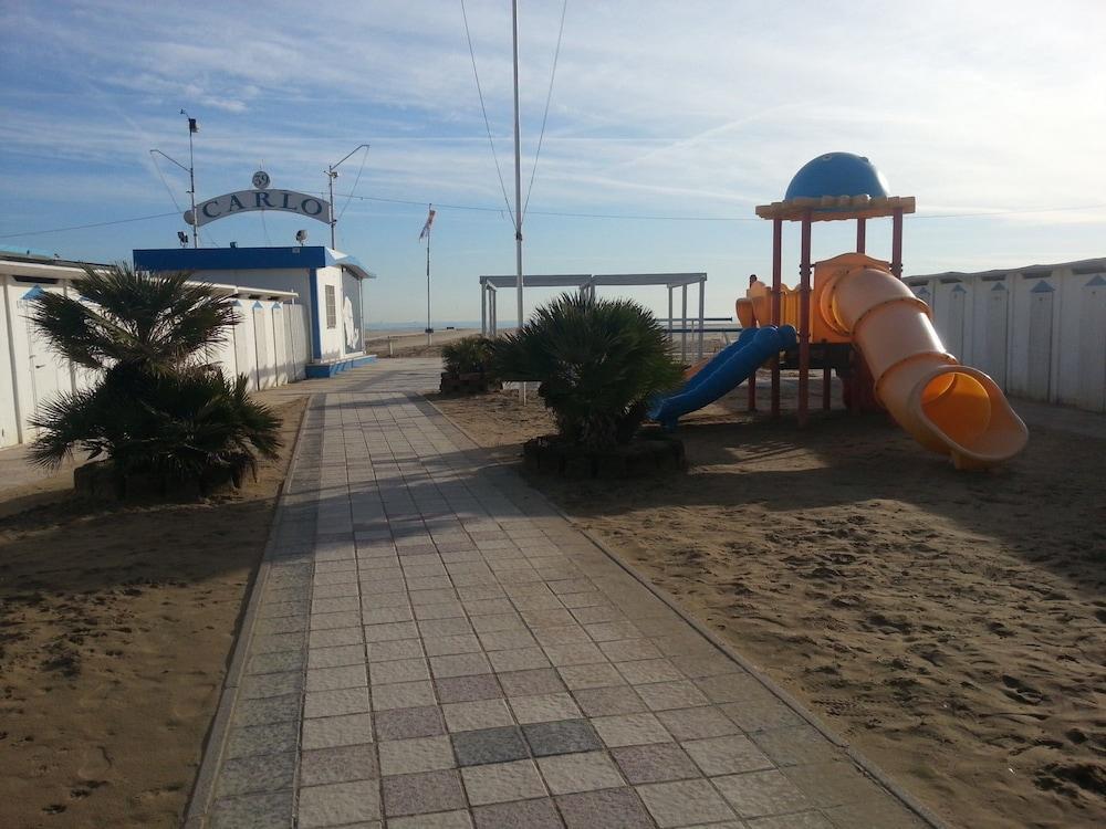 Hotel Trinidad Rimini Zewnętrze zdjęcie