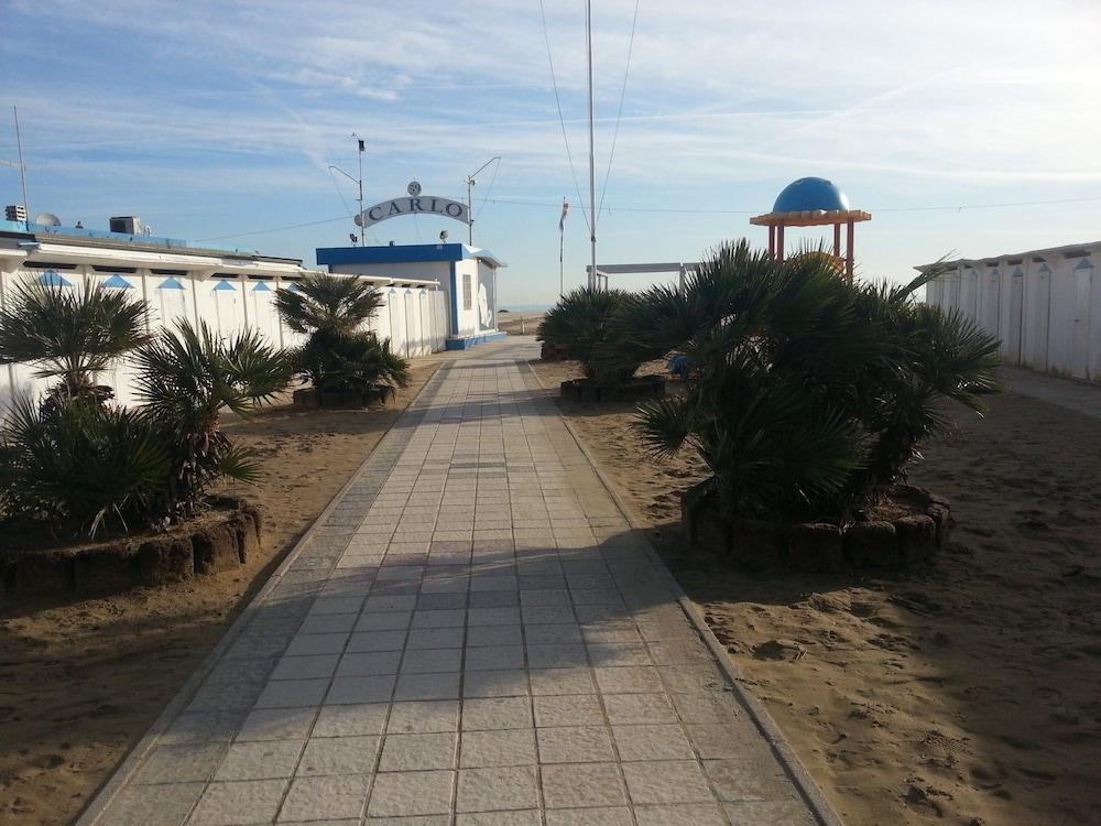 Hotel Trinidad Rimini Zewnętrze zdjęcie